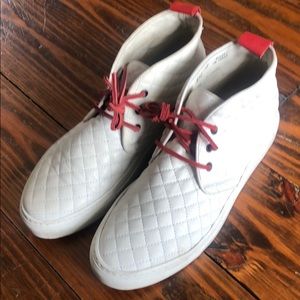 Del Toro White Leather Patch Mens Chukka 10